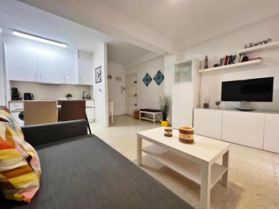 Magnifico Apartamento En El Centro De Fuengirola Kültér fotó