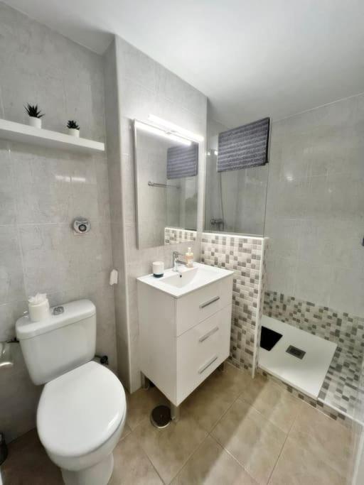 Magnifico Apartamento En El Centro De Fuengirola Kültér fotó